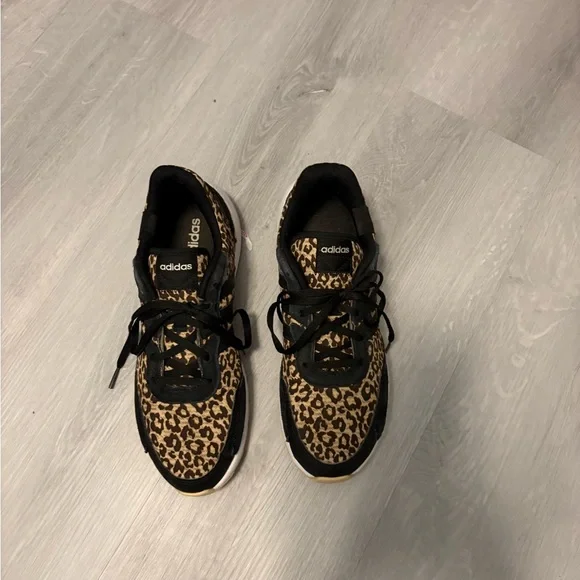 Adidas Women's Leopard Print Sneakers - Will Accept Reasonable Offers - Picture 2 of 6